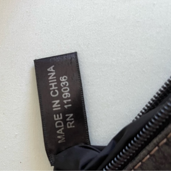 GIANI BERNINI - Black Crossbody Genuine Leather Purse - Lots of pockets! - Picture 10 of 12